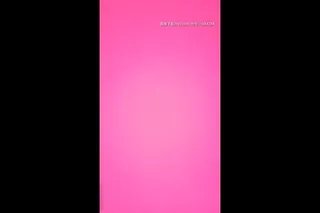 거유 경숙녀는 너무 개방적이어서 완전히 얼굴을 내밀고 생방송 대쇼 자위와 섹스를 한다