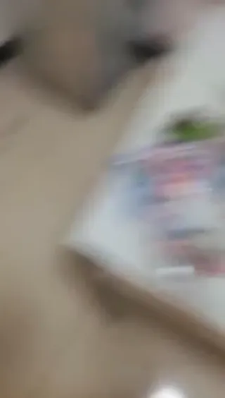 1남 2녀는 매우 어리다. 여동생 화장실 훑어보기 소파 화장실 상위 탑승 추첨 대대적 맹조