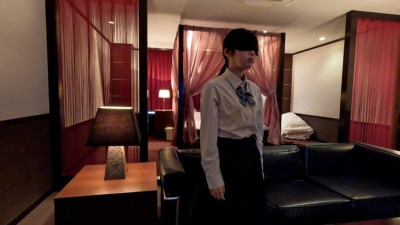 [노모] FC2-PPV-4635962 Mugi (18) 155cm 46kg cute small breasts. This is a video with a different angle that shows the whole story of her being fingered, having her face licked, and being attacked with a sucking dick.