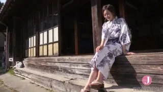 기모노 입은 모습이 이쁜 여자